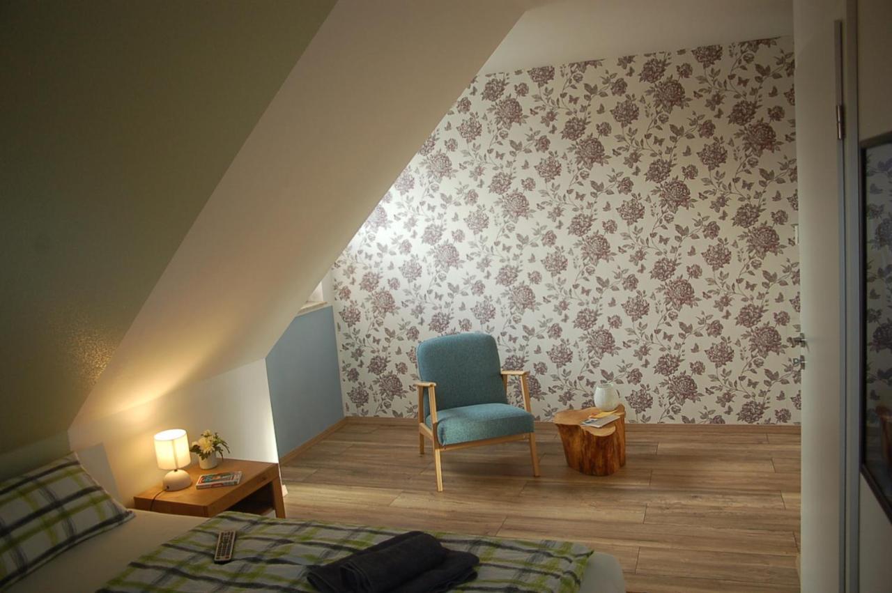 Behagliches Ferienhaus Zaunkoenig -Mit Kamin Und Sauna タンネ エクステリア 写真