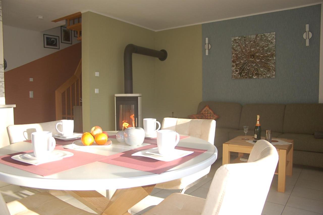 Behagliches Ferienhaus Zaunkoenig -Mit Kamin Und Sauna タンネ エクステリア 写真